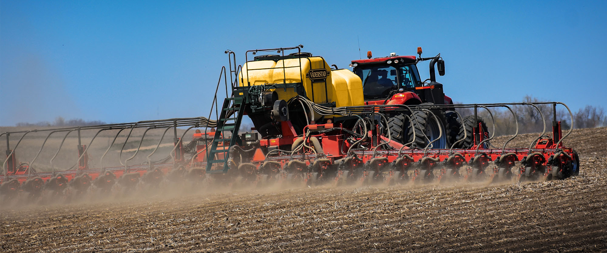 Väderstad Tempo K precision planter in the field